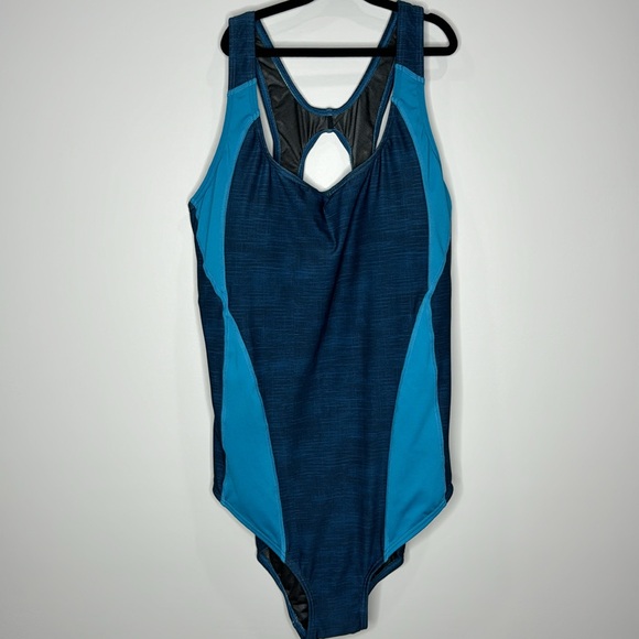 NWT TYR swimsuit one piece - Picture 2 of 4
